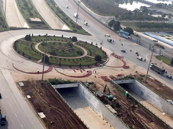 ពិធីបើកឲ្យដំណើរការផ្លូវក្រោមដីឆ្លងកាត់រវាងខ័ណ្ឌ Trung Hoa និងខ័ណ្ឌ Thanh Xuan